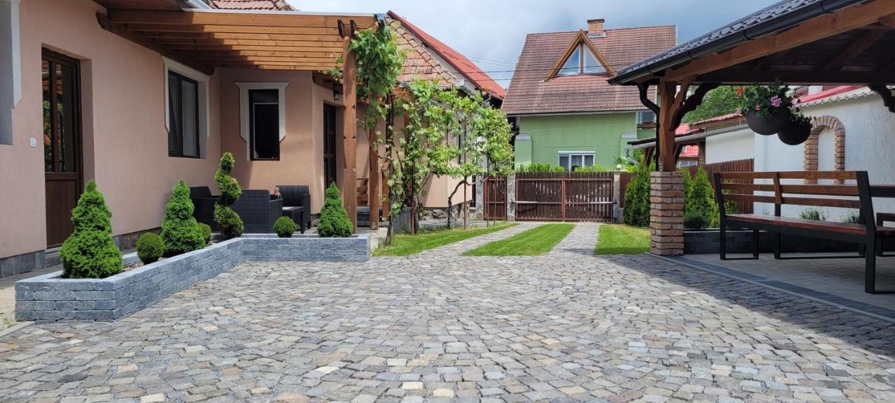 Jazmin Vendeghaz Villa Sovata Eksteriør billede